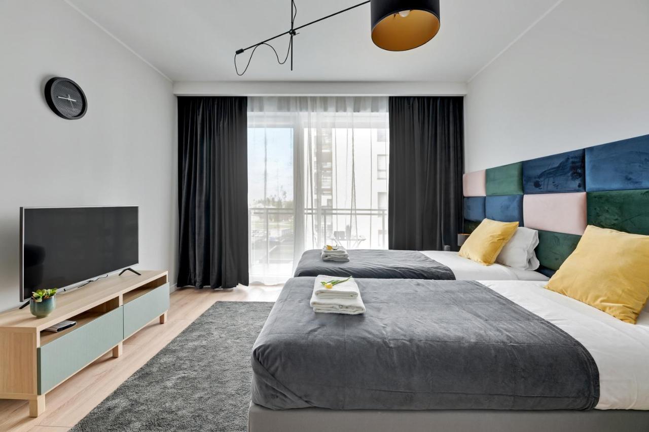 Apartament Walowa Shipyard Gdańsk Exteriör bild